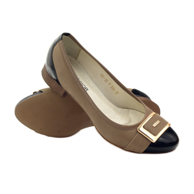 Neścior Pumps with a beige buckle yellow brown black 3