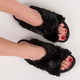 Stylish fur slippers black 2