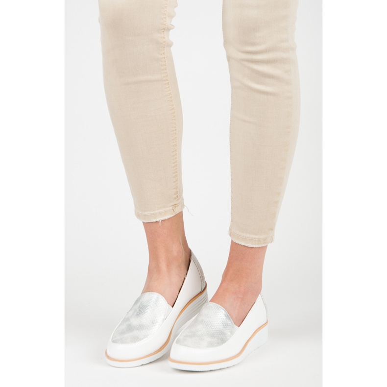 Shoes with a vices pattern grey white 1