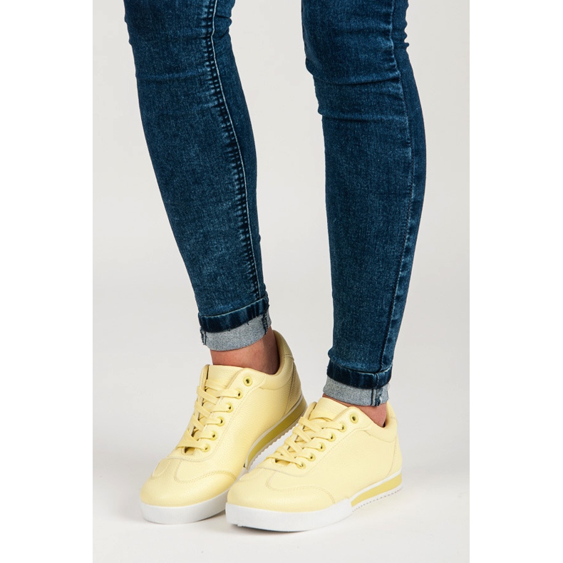 Vices Yellow sports shoes 1