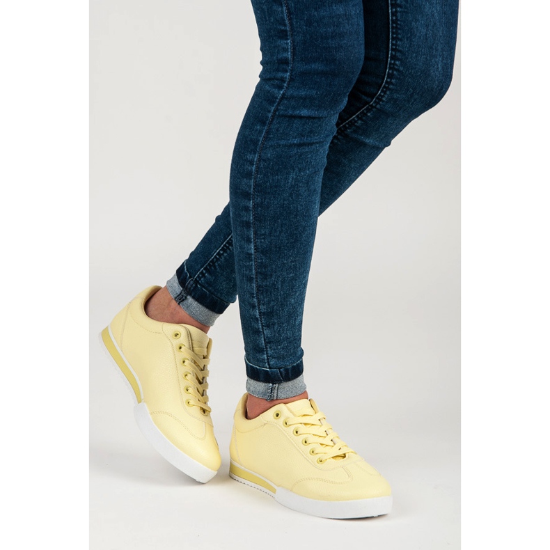 Vices Yellow sports shoes 2
