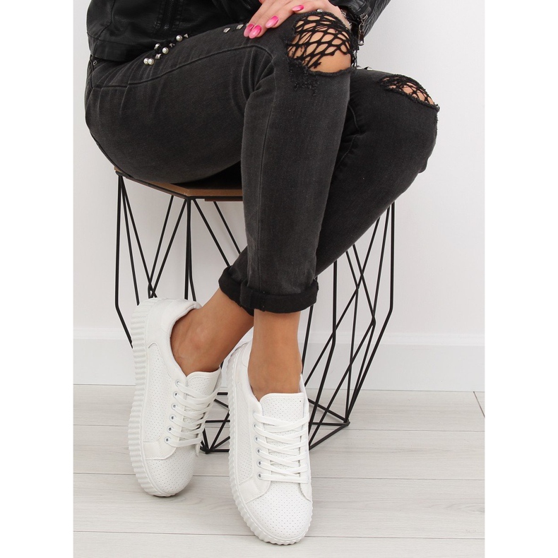 AX02 white creepersy sneakers 1