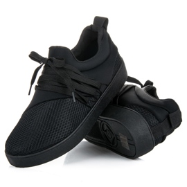 Black sports shoes 2