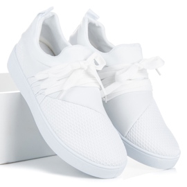 White sports shoes 1