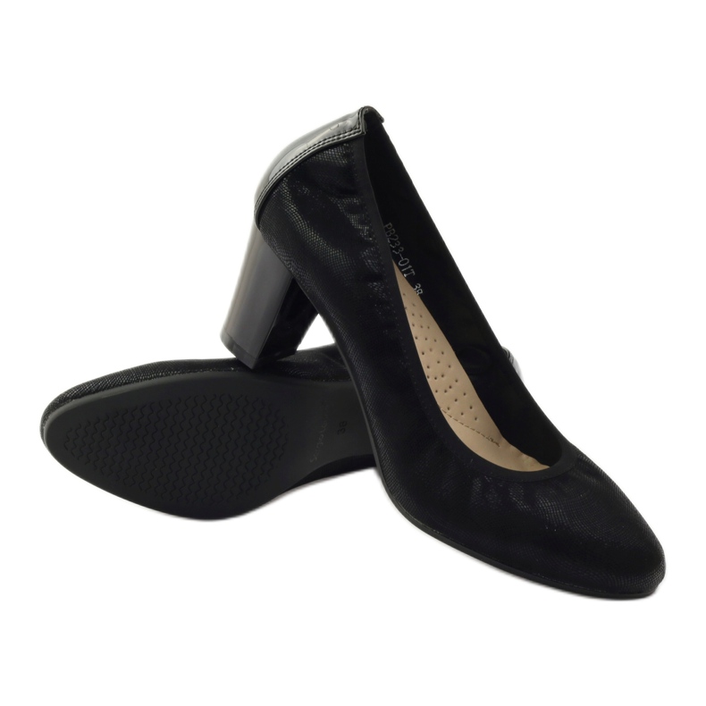 Sergio Leone Pumps on a post 233 black 3