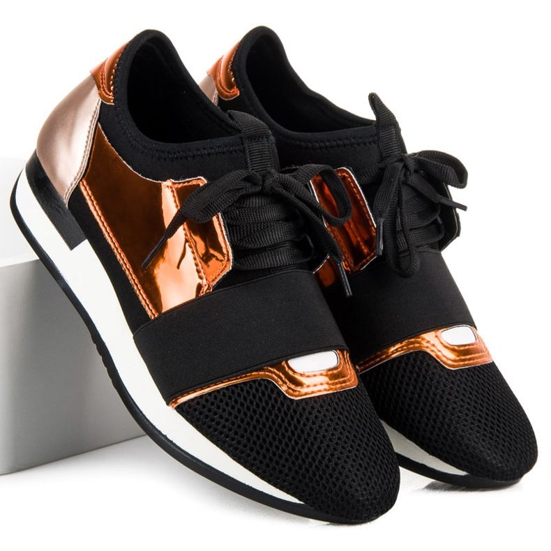 Fashion sports shoes black yellow 1