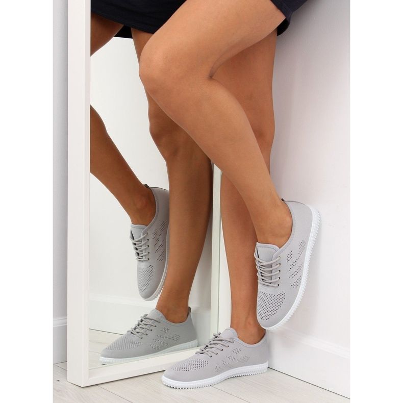 Gray Women's gray sneakers LA10P Gray grey 1