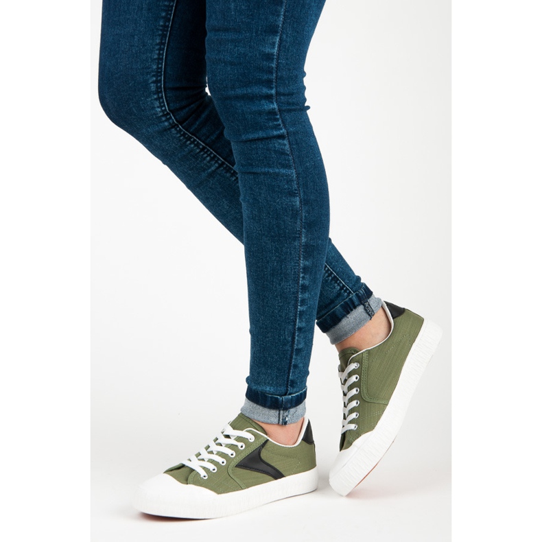 Kylie Green Sneakers 2 Kylie Green Sneakers 2
