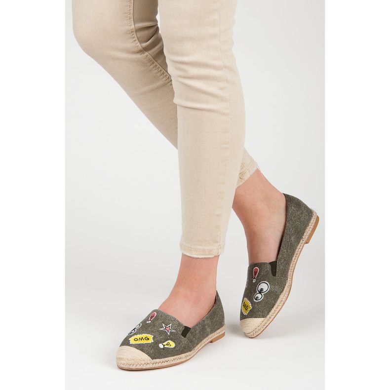Bestelle Spring espadrilles with patches green 2