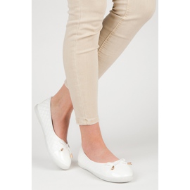 Quilted ballerinas white 2