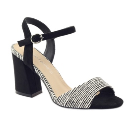 Sandals on the Sergio Leone 820 post with stripes white black 1