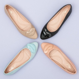 Fama Ballerina kisses black 2