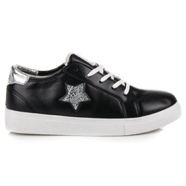 Tied sneakers with a star black 2