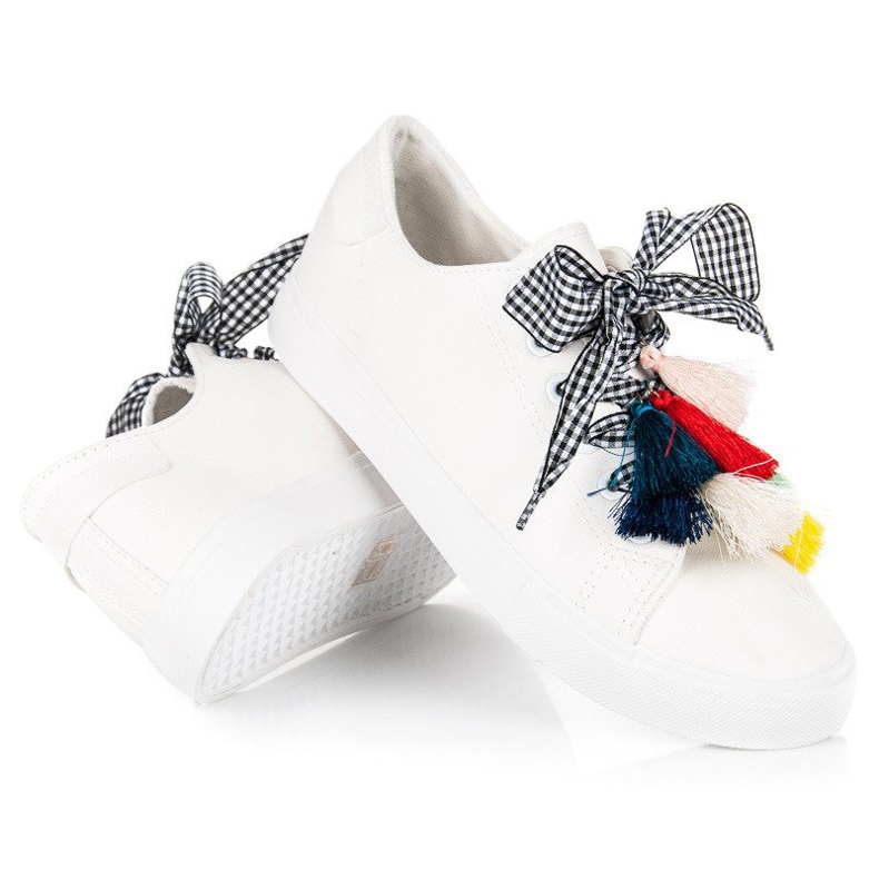 Ideal Shoes White sneakers with fringes 2