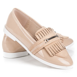 Ideal Shoes Beige lacquered loafers 2 Ideal Shoes Beige lacquered loafers 2