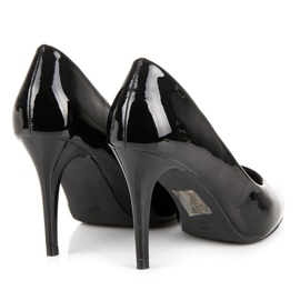 Lacquered pumps on a pin black 2