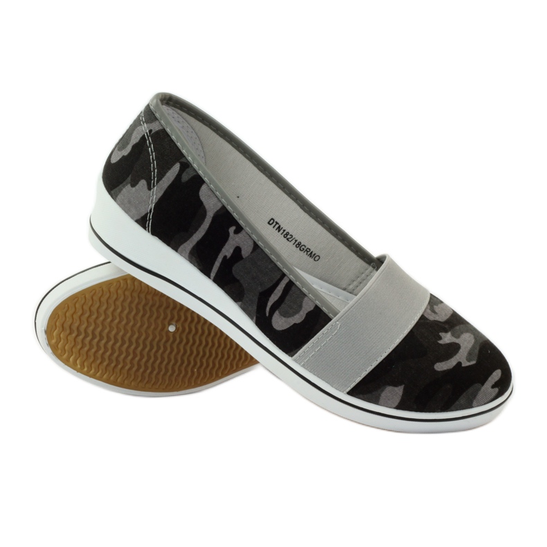 Mckey 182 wedge-heeled camo sneakers green 3