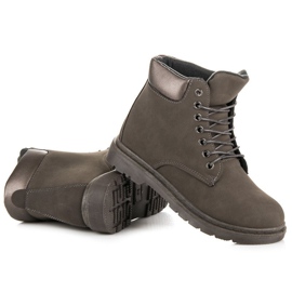 Gray trappers grey 1