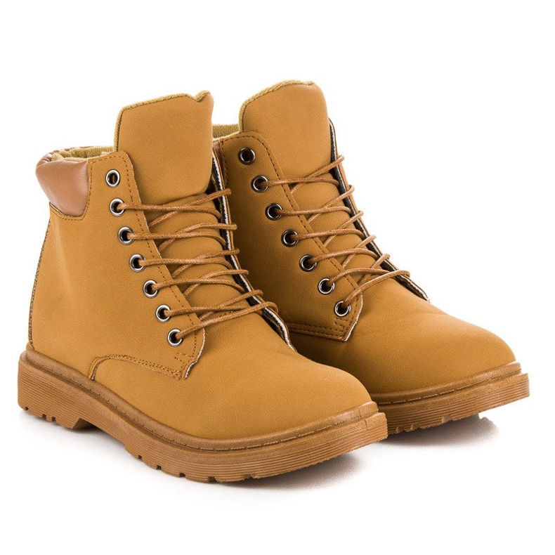 Camel trappers brown 2