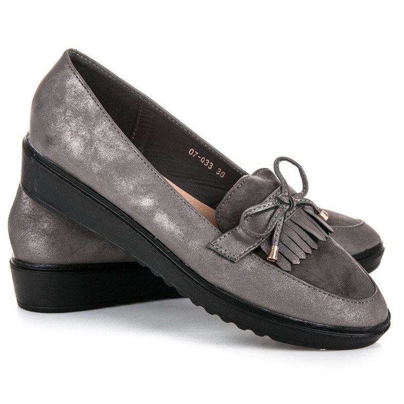 Queen Vivi Fashionable loafers for spring grey 1