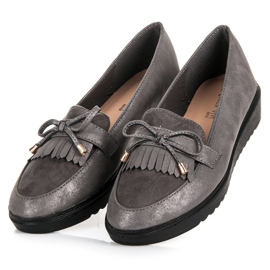 Queen Vivi Fashionable loafers for spring grey 2