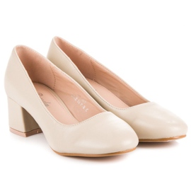 Renda Beige pumps with low heels 1