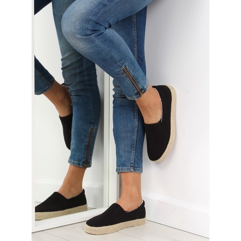 Black slip-on espadrilles k1833801 negro 2 Black slip-on espadrilles k1833801 negro 2