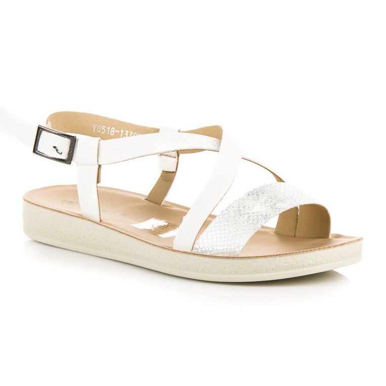 Flat sandals with a vinceza buckle white 1