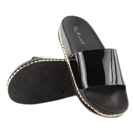 Black women's black slippers N-29 black 2 Black women's black slippers N-29 black 2