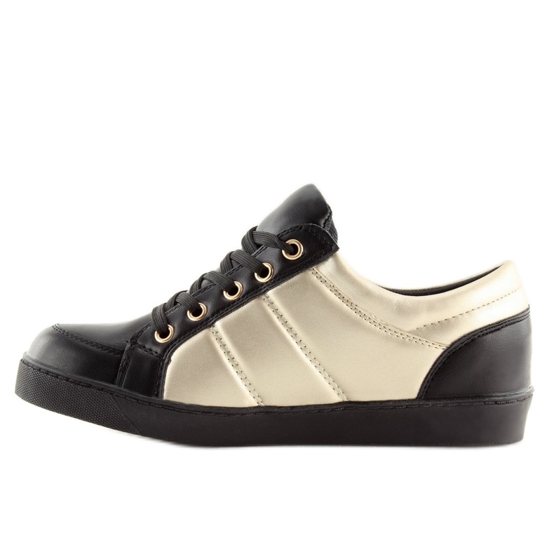 Chanelki sneakers Y612 Black black and gold 2