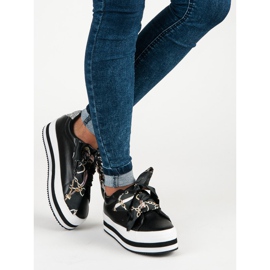 Stylish sneakers on the vices platform black 1