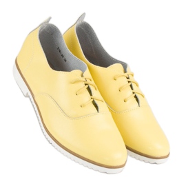 Yellow leather mazaro shoes 2