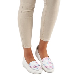 Tullo White Moccasins With Flowers 1