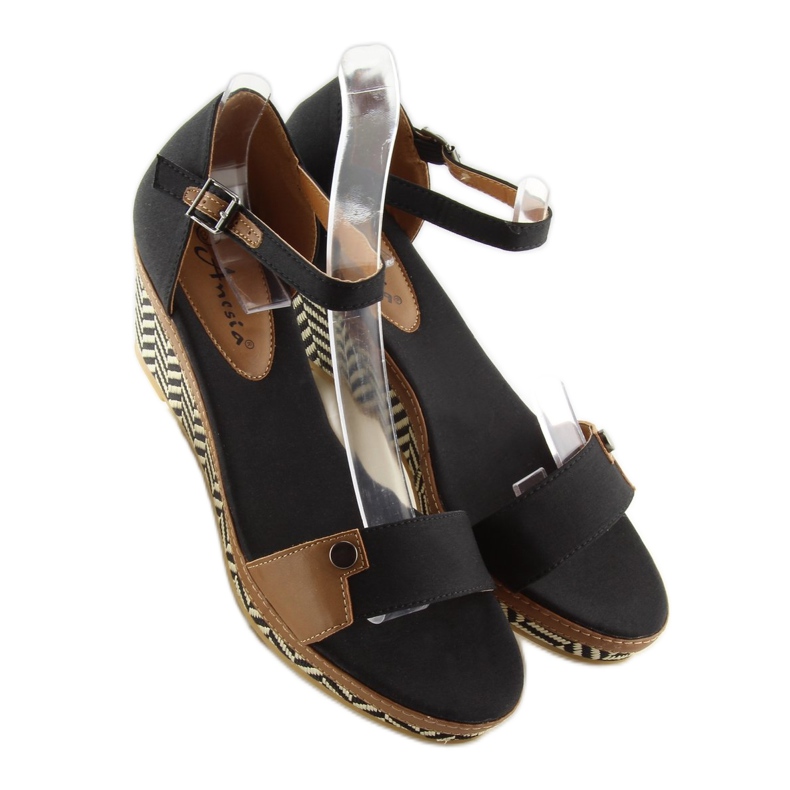 Black sandals on wedges J7731-8 black 1