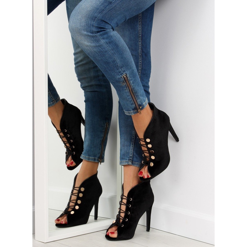 Velvet open toe pumps 1129 Black 1