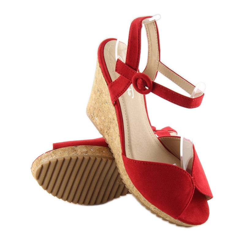 Red sandals on a cork wedge heel 3811 1