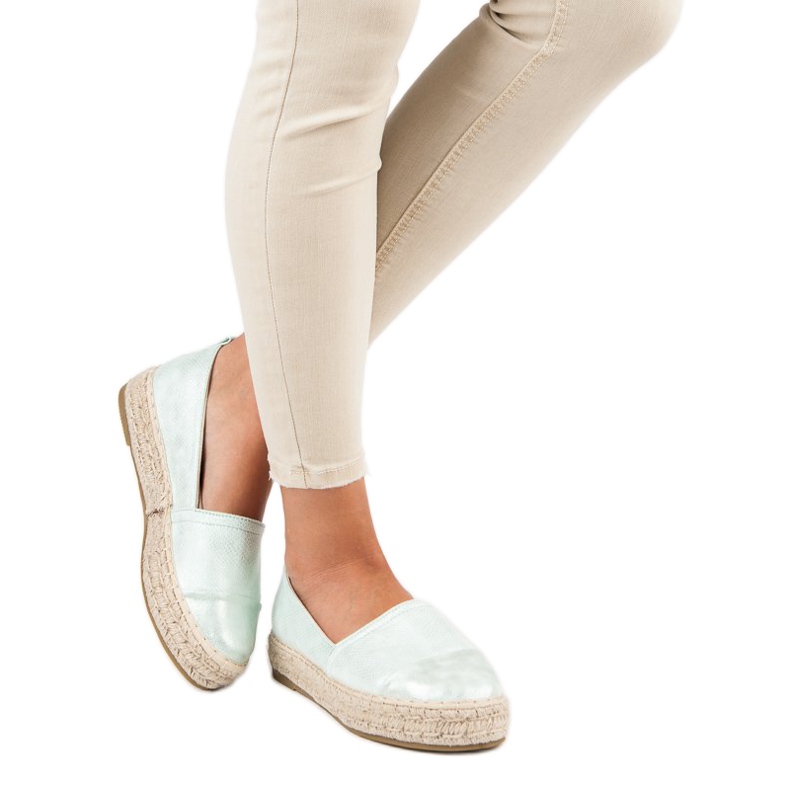 Slip-on espadrilles on the platform green 1