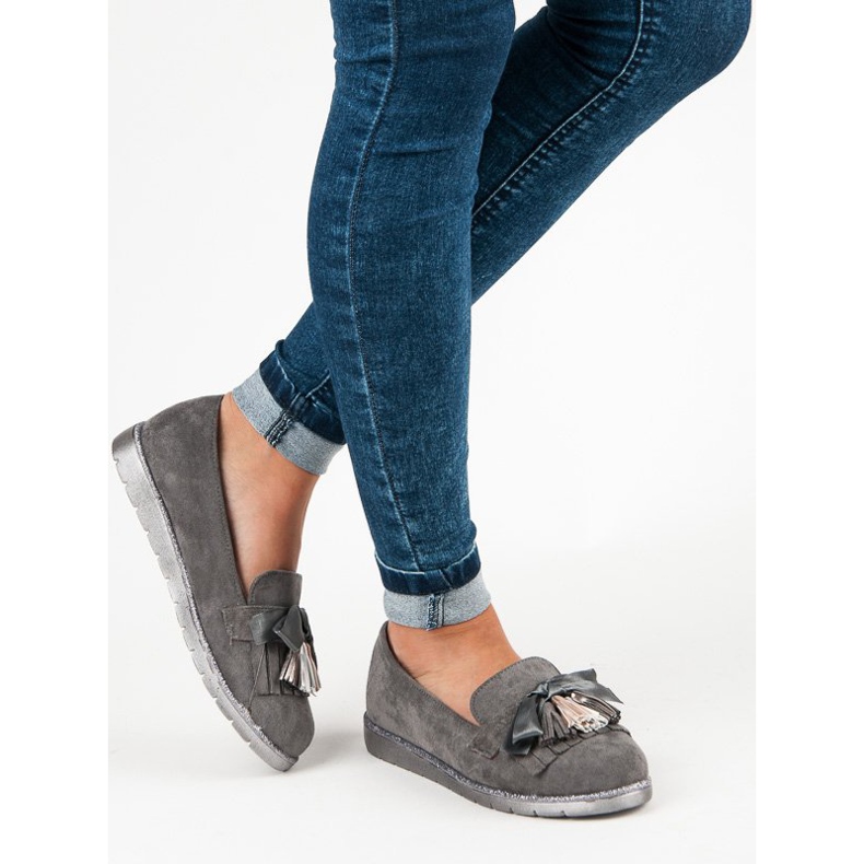 Bestelle Suede loafers with fringes grey 2