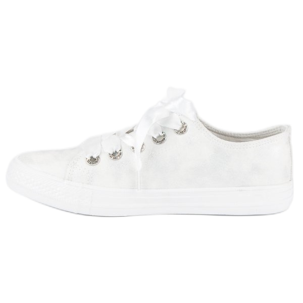 Fashionable sneakers with a binding white 1