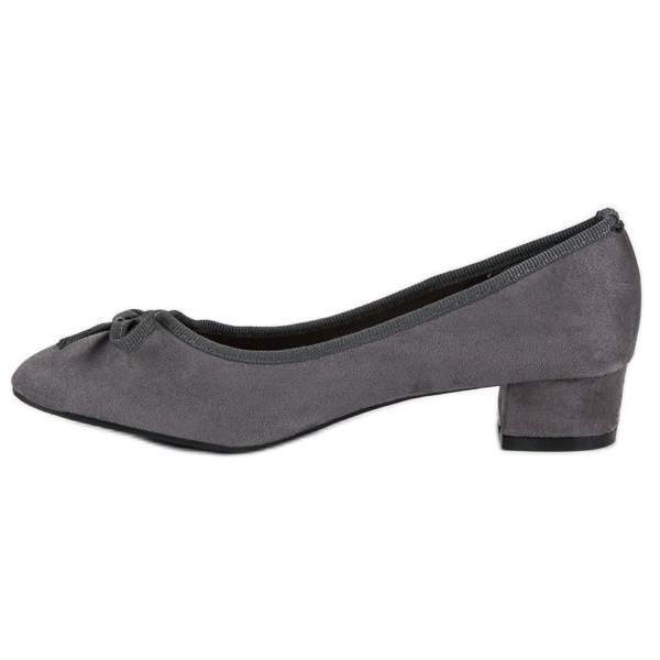 Pumps with low heels grey 1