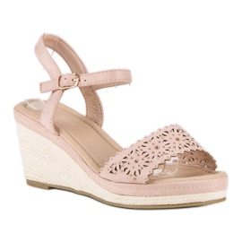 Ideal Shoes Beige wedge espadrilles 1