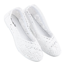 Seastar White lace ballerinas 1