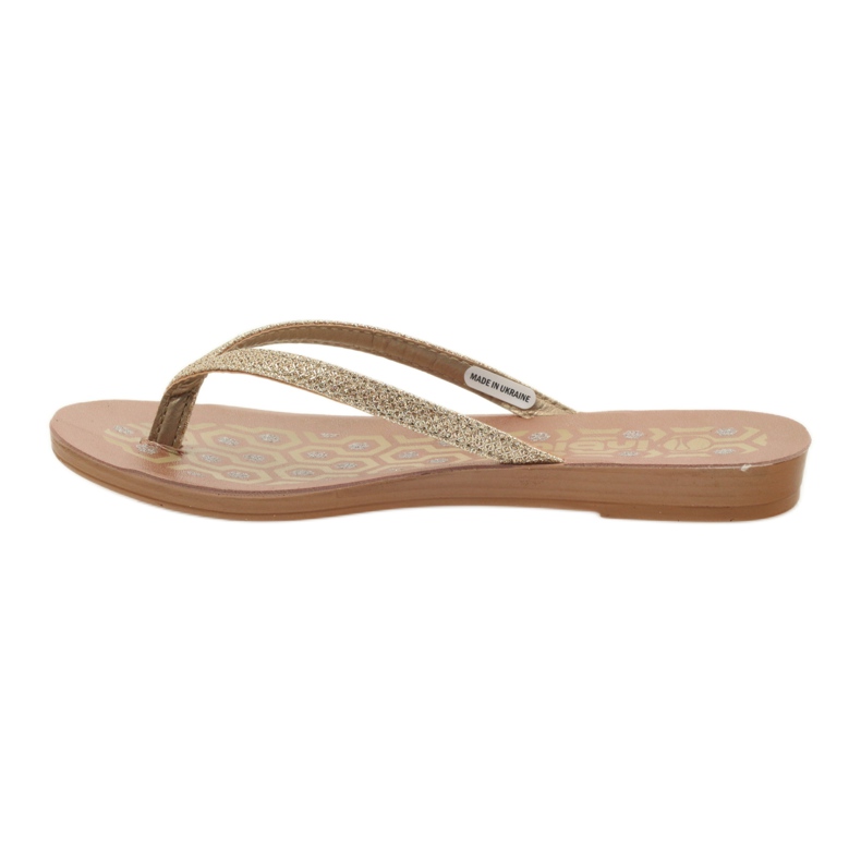 INBLU IR063 golden flip-flops 2