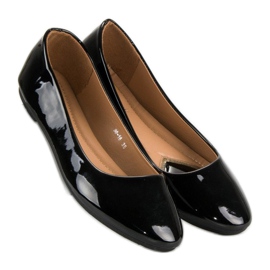 Ch. Creation Black lacquered ballerinas 1