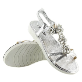 Comfortable sandals with flowers, silver 127-58 Silver grey 2