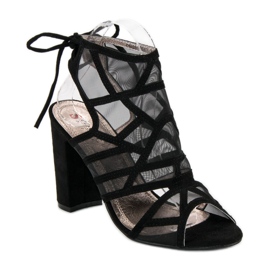 Seastar Openwork sandals on a post black 1