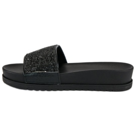 Stylish black slippers 1