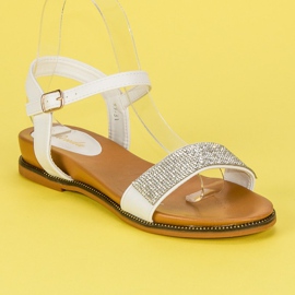 Renda Flat sandals for everyday use white 1