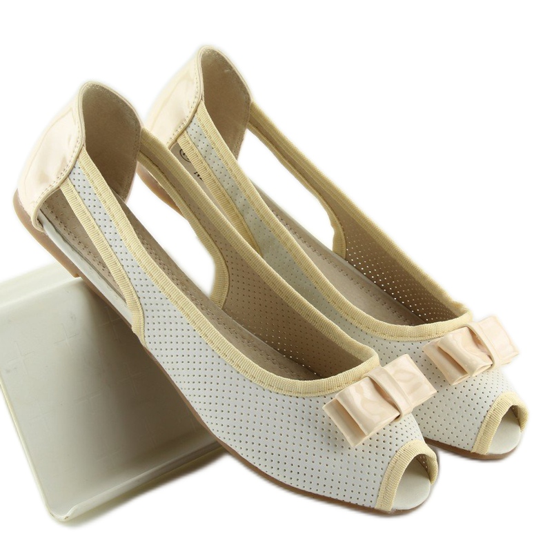Open toe white ballerinas D314 WHITE / L.BEIGE / L.BEIGE brown 1