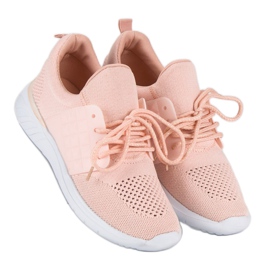Light sports shoes pink 2